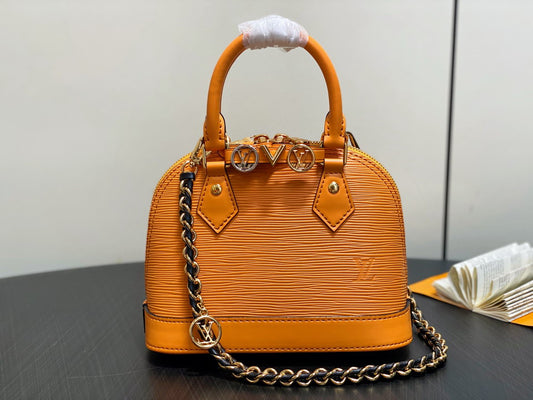 Louis Vuitton Alma BB