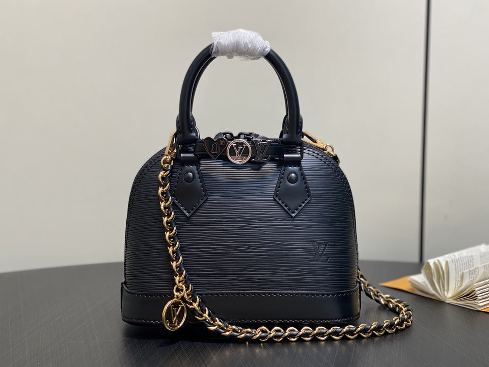 Louis Vuitton Alma BB